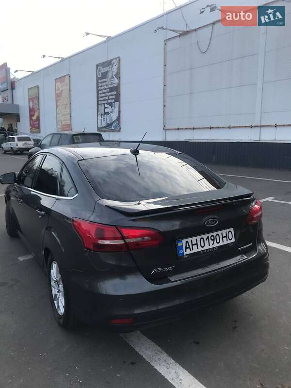 Седан Ford Focus 2017 в Днепре
