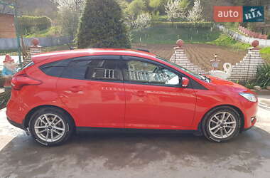 Хэтчбек Ford Focus 2015 в Ивано-Франковске