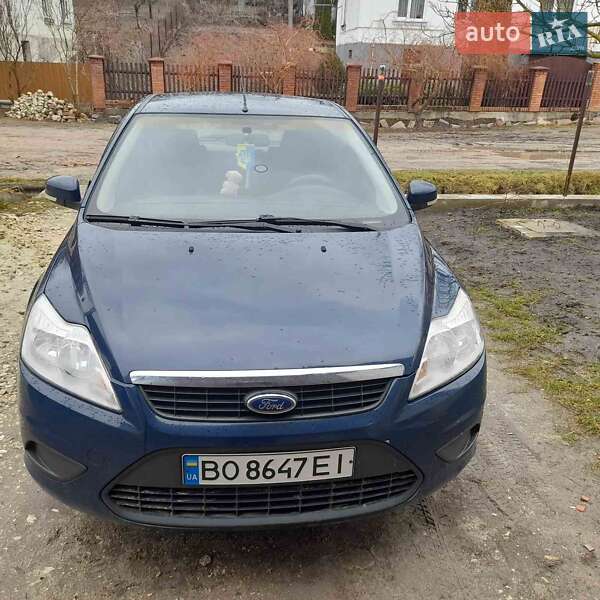 Хэтчбек Ford Focus 2010 в Кременце