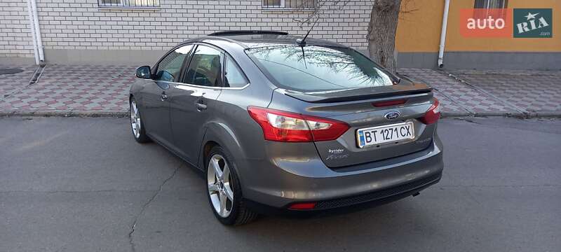 Седан Ford Focus 2014 в Херсоне