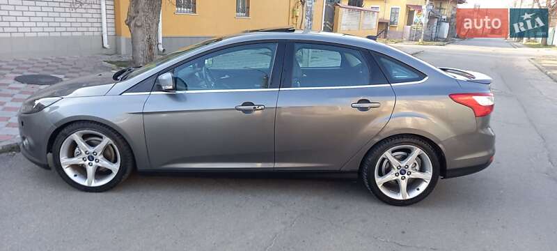 Седан Ford Focus 2014 в Херсоне