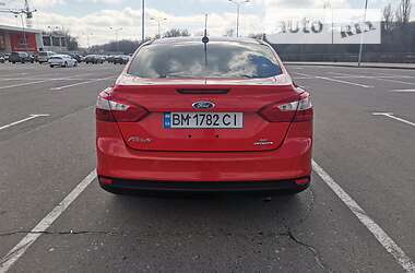 Седан Ford Focus 2014 в Сумах