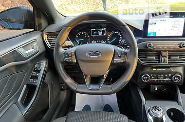 Хэтчбек Ford Focus 2020 в 
