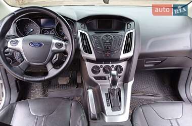 Седан Ford Focus 2013 в 