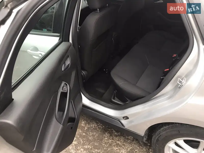 Ford Focus 2017 VIN 1FADP3K27HL232611 фото оголошення 5 з 60
