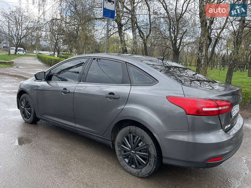 Седан Ford Focus 2017 в Николаеве