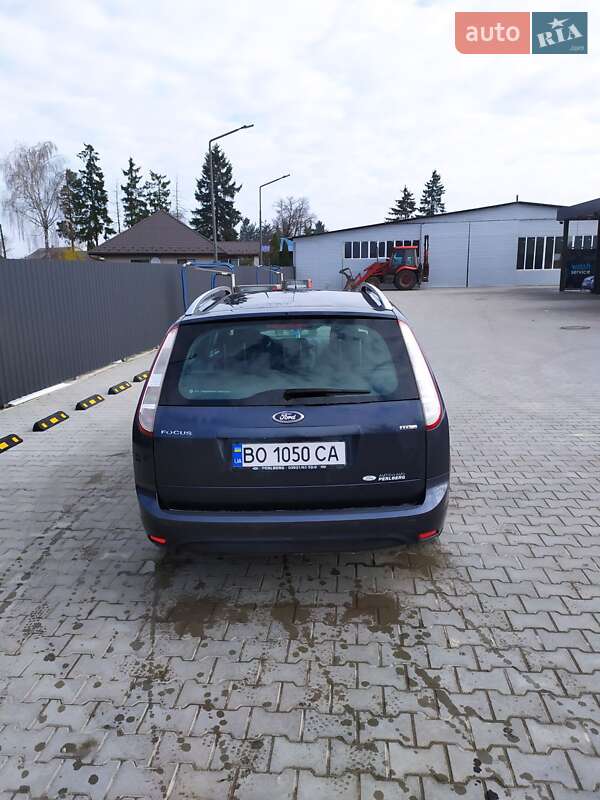 Универсал Ford Focus 2010 в Лановцах