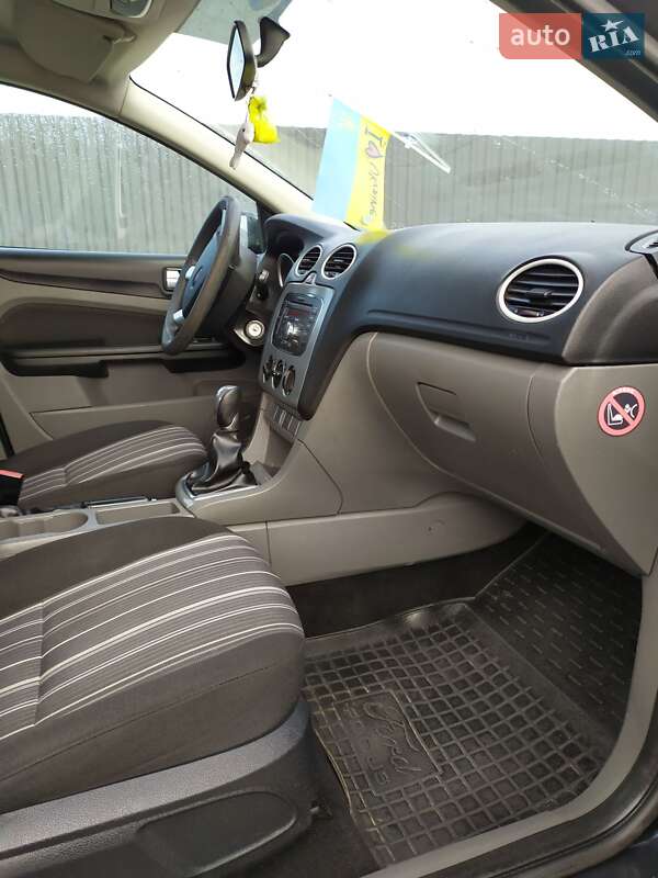 Универсал Ford Focus 2010 в Лановцах