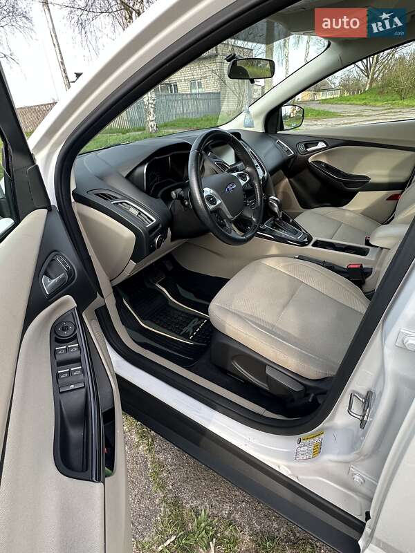 Хэтчбек Ford Focus 2015 в Вышгороде