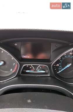 Седан Ford Focus 2014 в Бродах