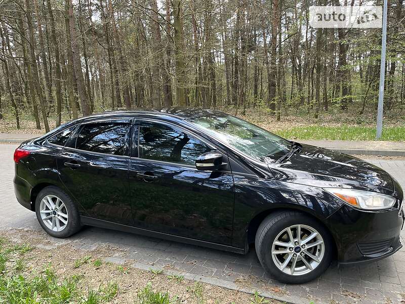 Седан Ford Focus 2015 в Львове