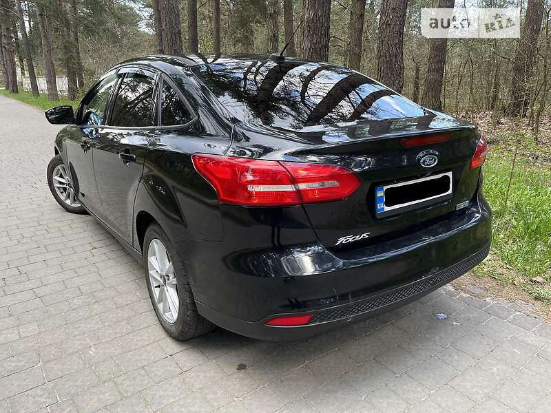 Седан Ford Focus 2015 в Львове
