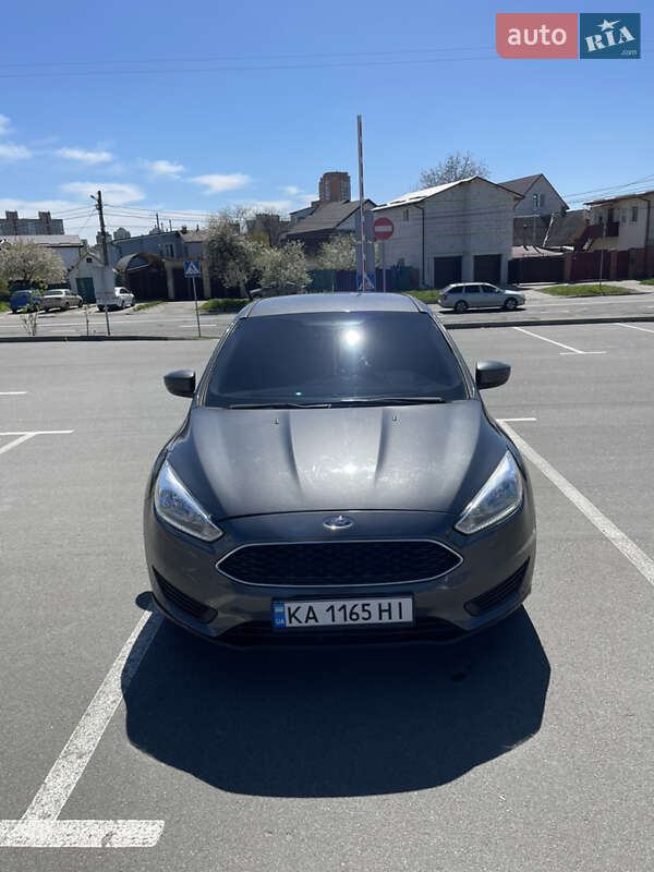 Седан Ford Focus 2017 в Киеве