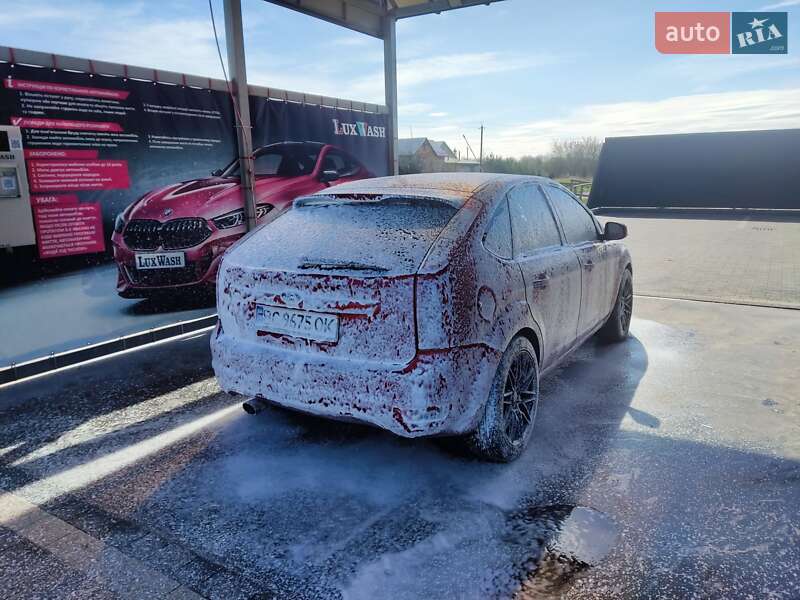 Хэтчбек Ford Focus 2008 в Самборе