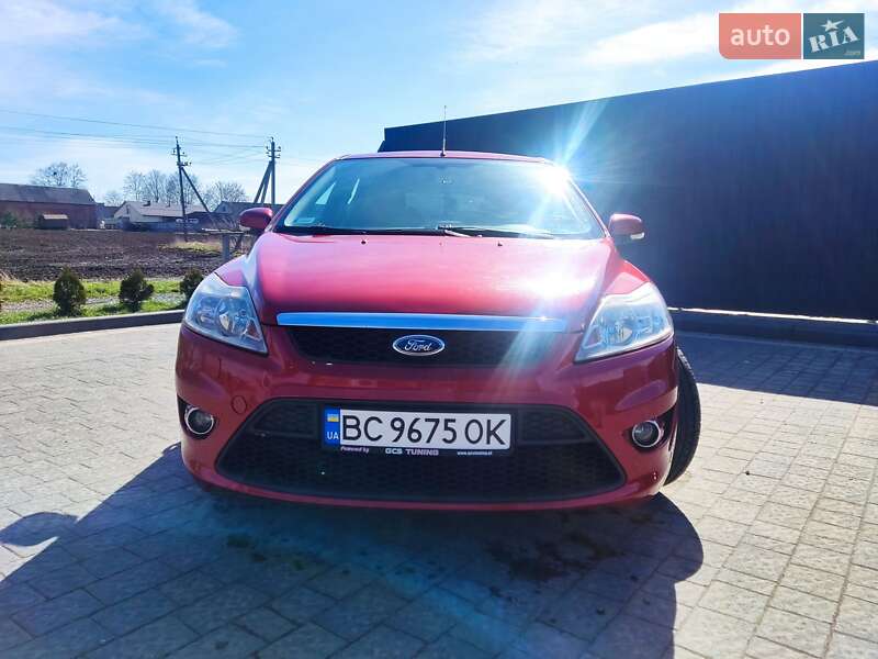 Хэтчбек Ford Focus 2008 в Самборе