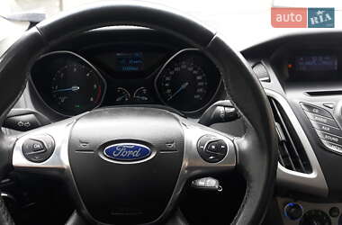 Универсал Ford Focus 2012 в 