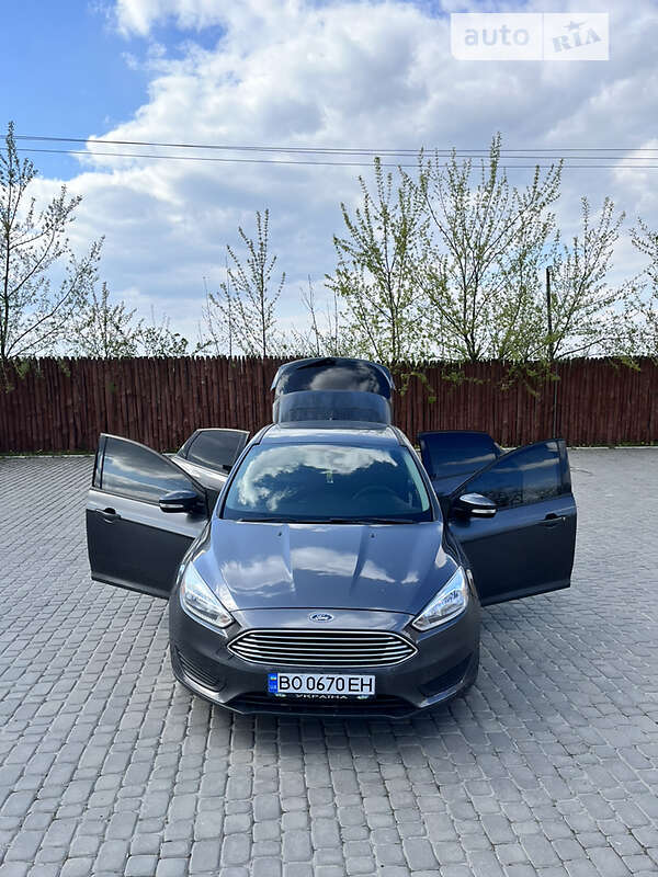 Хэтчбек Ford Focus 2016 в Тернополе
