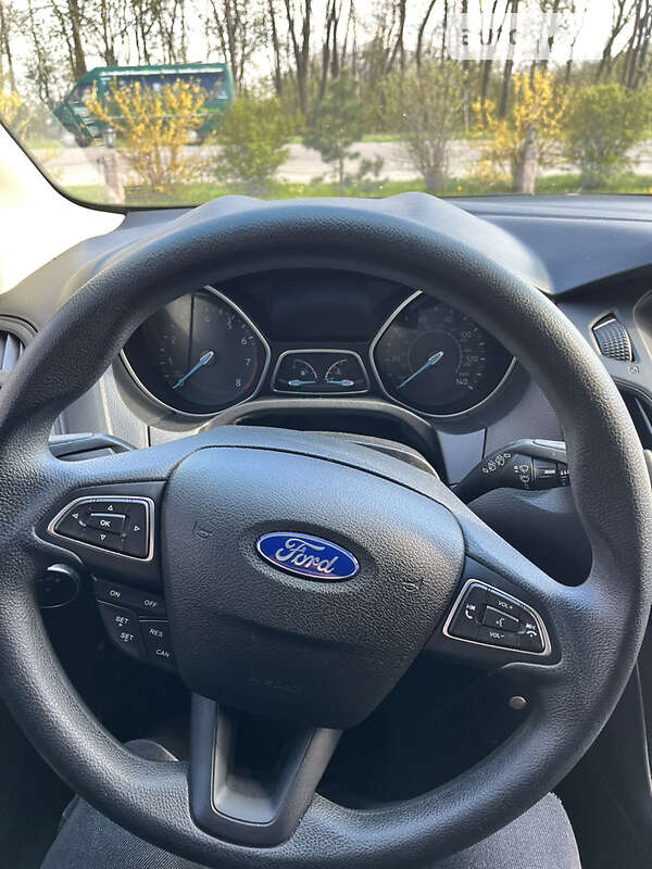 Хэтчбек Ford Focus 2016 в Тернополе