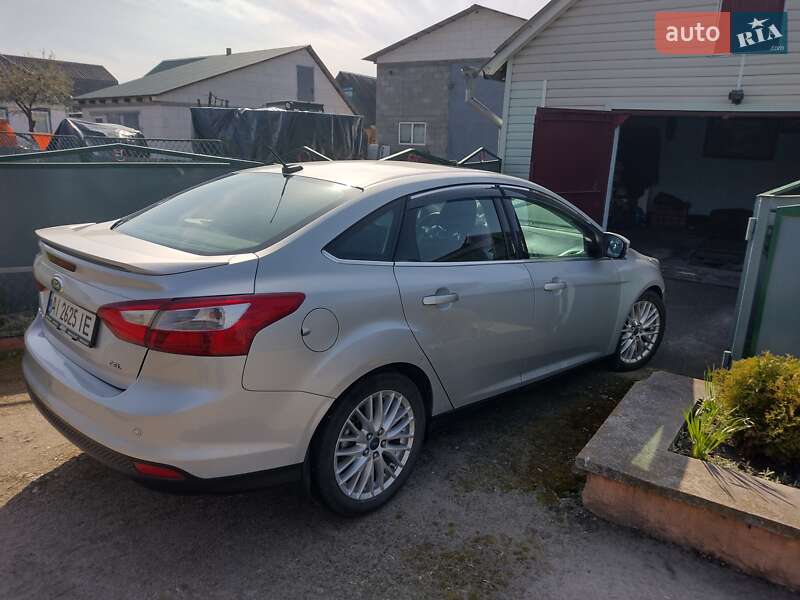 Седан Ford Focus 2012 в Мироновке