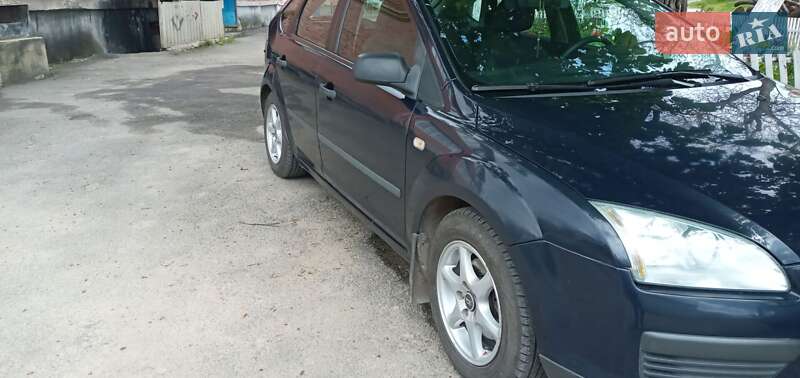 Хэтчбек Ford Focus 2006 в Томашполе фото 15 Хэтчбек Ford Focus 2006 в Томашполе