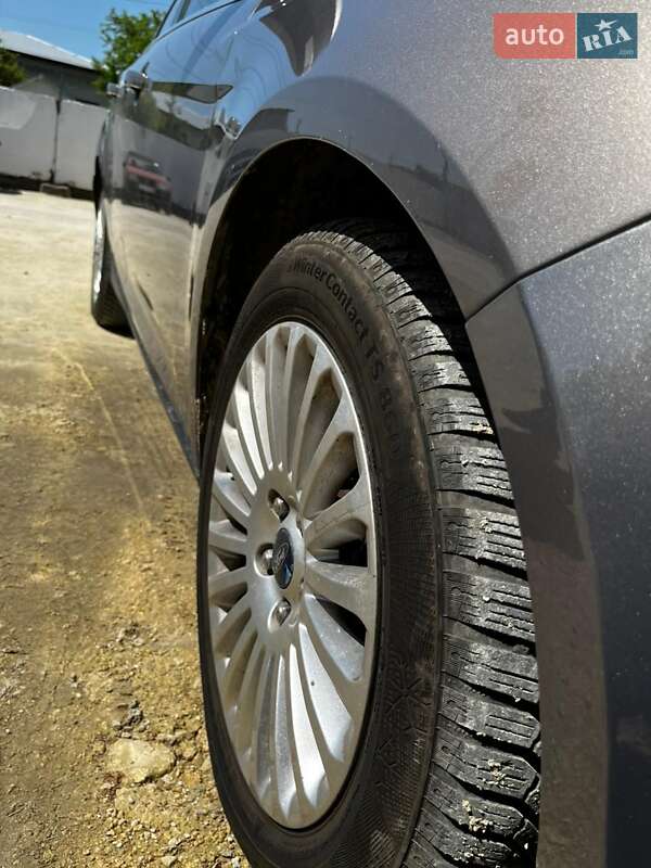 Универсал Ford Focus 2012 в Новояворовске