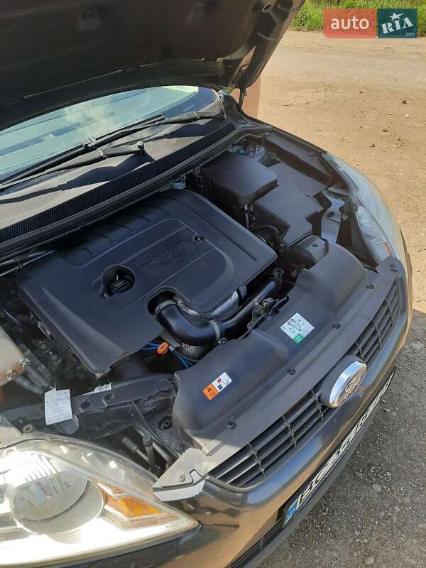 Универсал Ford Focus 2010 в Львове