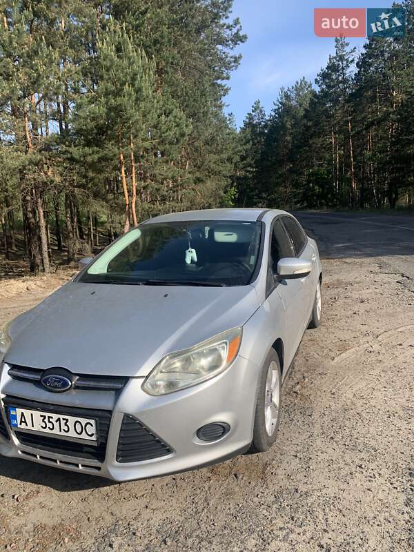 Седан Ford Focus 2013 в Макарове