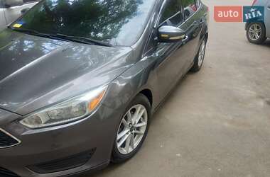 Седан Ford Focus 2015 в 