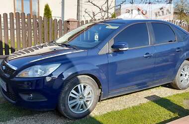 Хэтчбек Ford Focus 2011 в Болехове