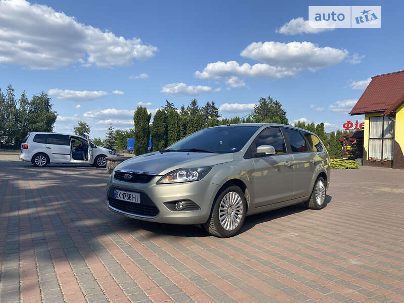 Универсал Ford Focus 2009 в Староконстантинове
