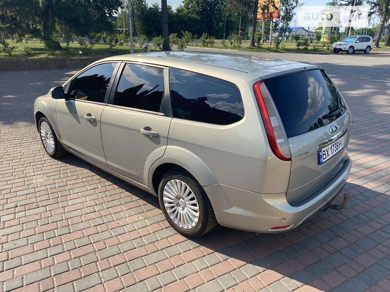 Универсал Ford Focus 2009 в Староконстантинове