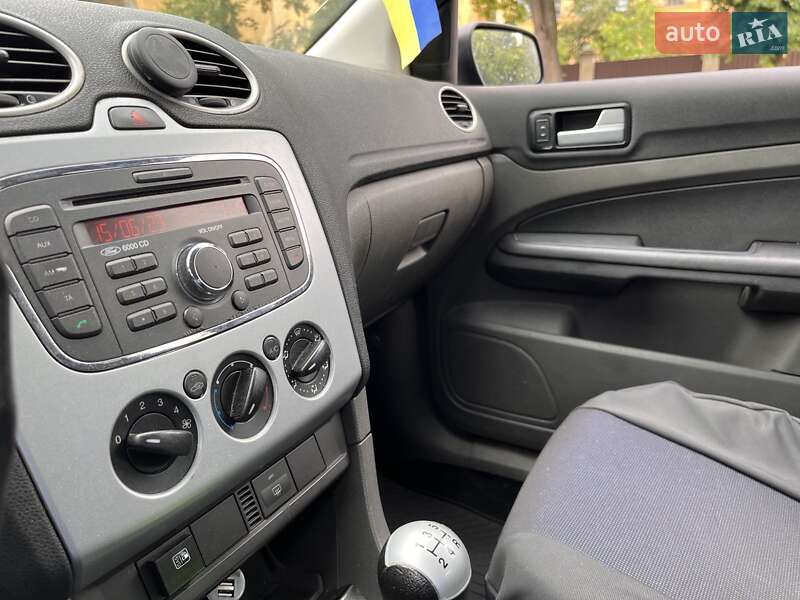 Хэтчбек Ford Focus 2007 в Чернигове