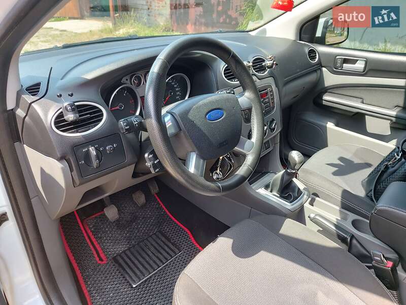 Універсал Ford Focus 2009 в Глухові