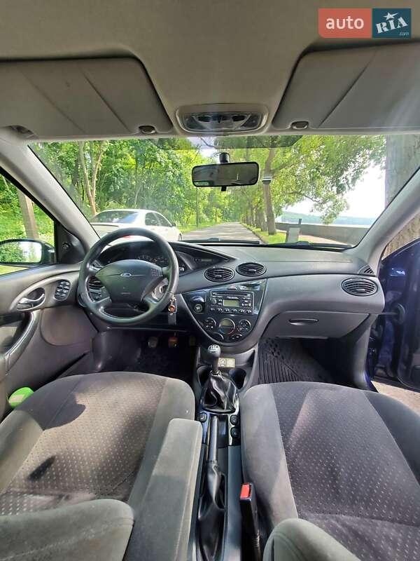Седан Ford Focus 2001 в Светловодске