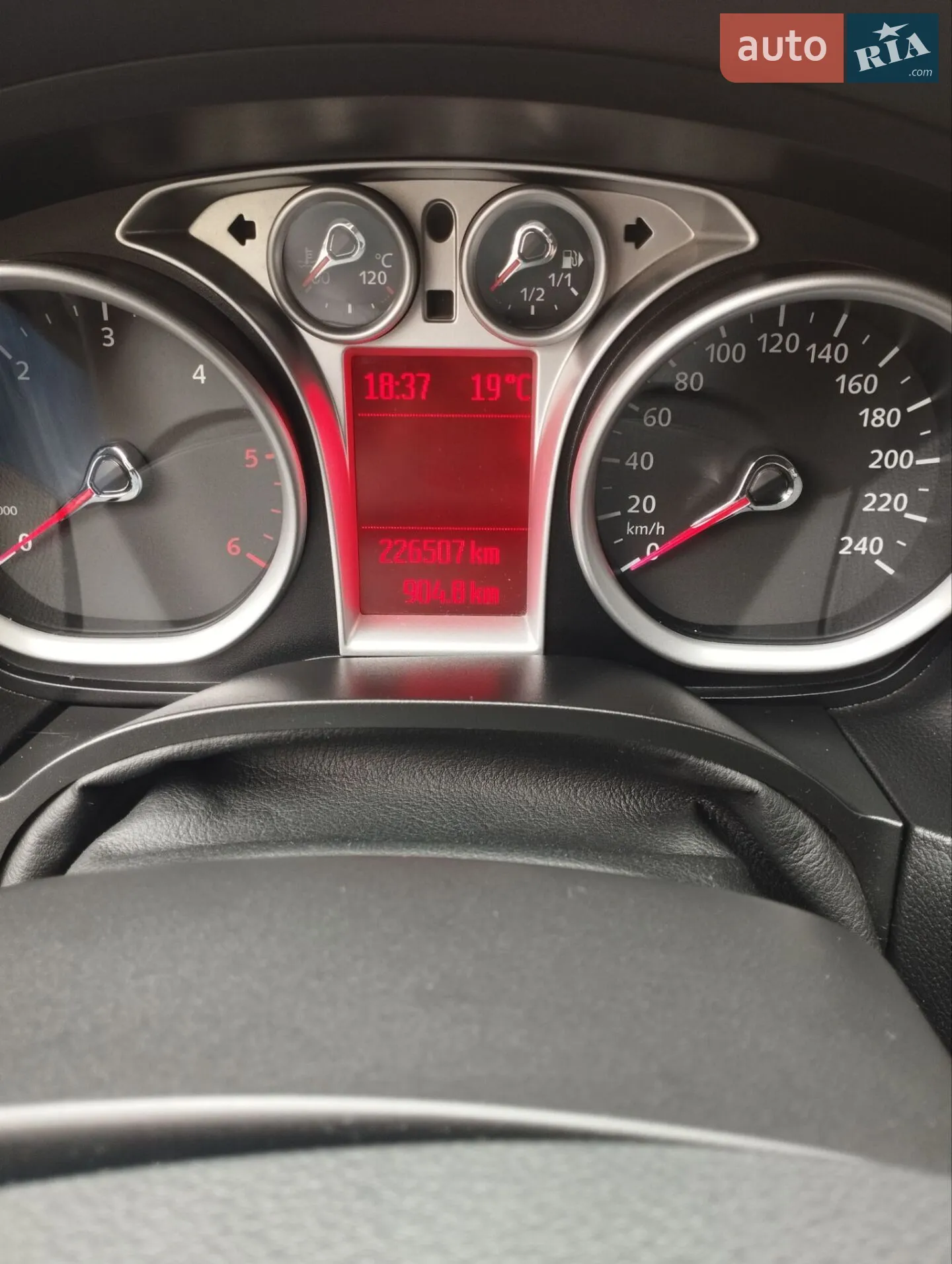 2010 Ford Focus - мініатюра 12