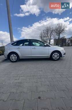 Хэтчбек Ford Focus 2008 в 