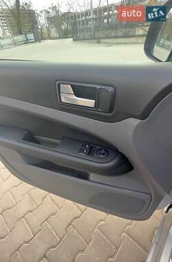Хэтчбек Ford Focus 2008 в 