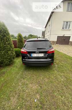 Универсал Ford Focus 2012 в 