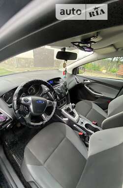Универсал Ford Focus 2012 в 
