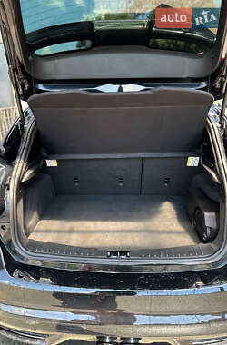 Хэтчбек Ford Focus 2012 в 