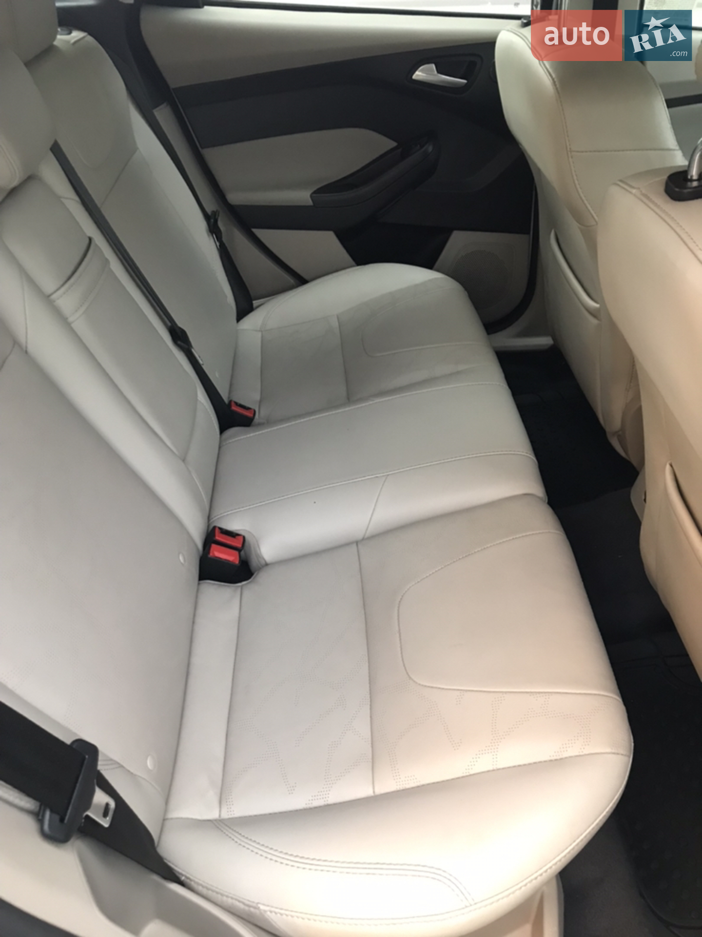 2012 Ford Focus - мініатюра 7