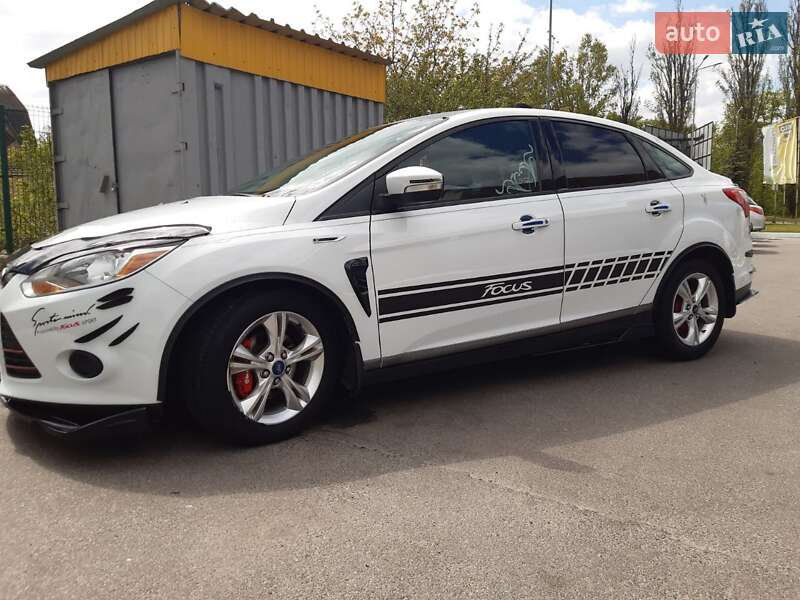 Седан Ford Focus 2013 в Киеве