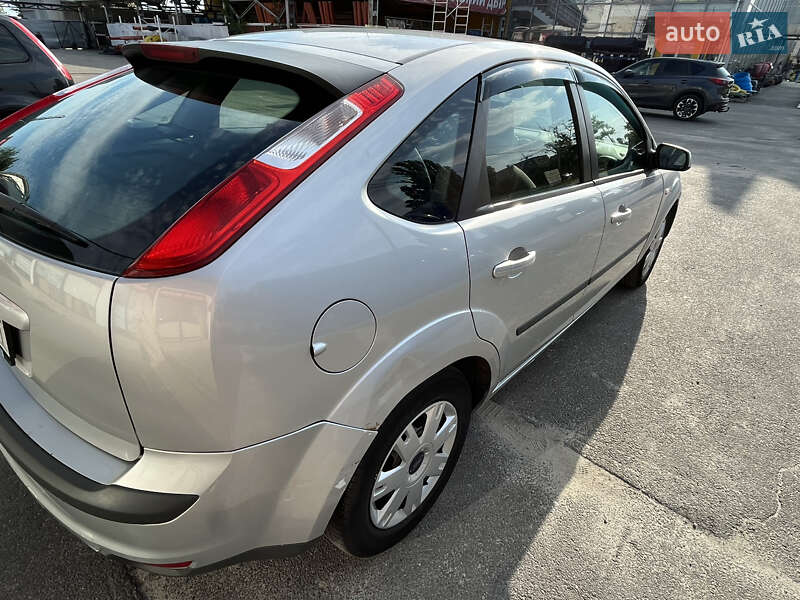 Хетчбек Ford Focus 2007 в Вишгороді