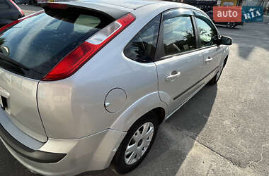 Хэтчбек Ford Focus 2007 в Вышгороде