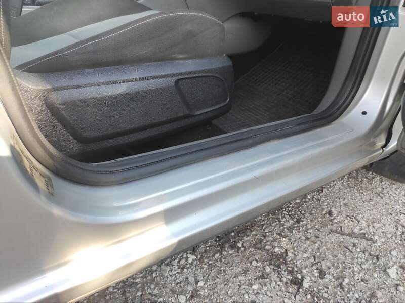 Универсал Ford Focus 2008 в Каменском фото 4 Универсал Ford Focus 2008 в Каменском