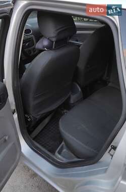 Универсал Ford Focus 2010 в 