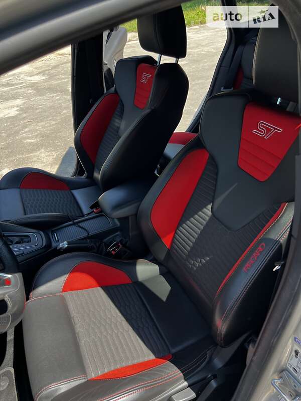 Универсал Ford Focus 2018 в Киеве фото 38 Универсал Ford Focus 2018 в Киеве