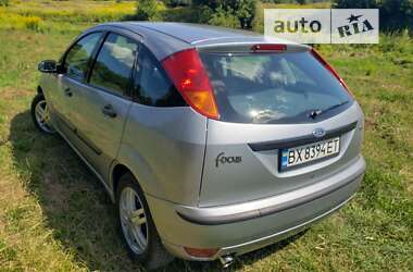 Хэтчбек Ford Focus 2002 в 