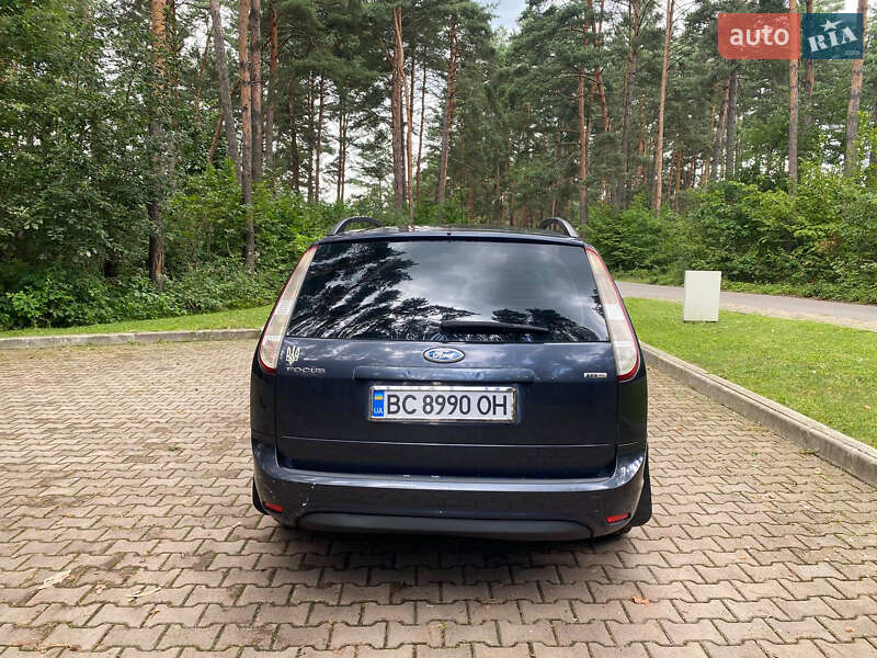 Универсал Ford Focus 2009 в Новояворовске