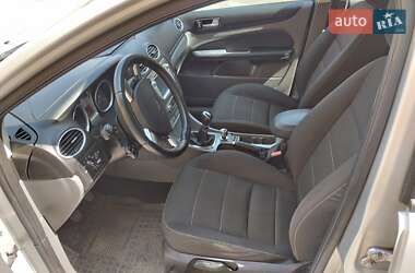 Хэтчбек Ford Focus 2008 в 